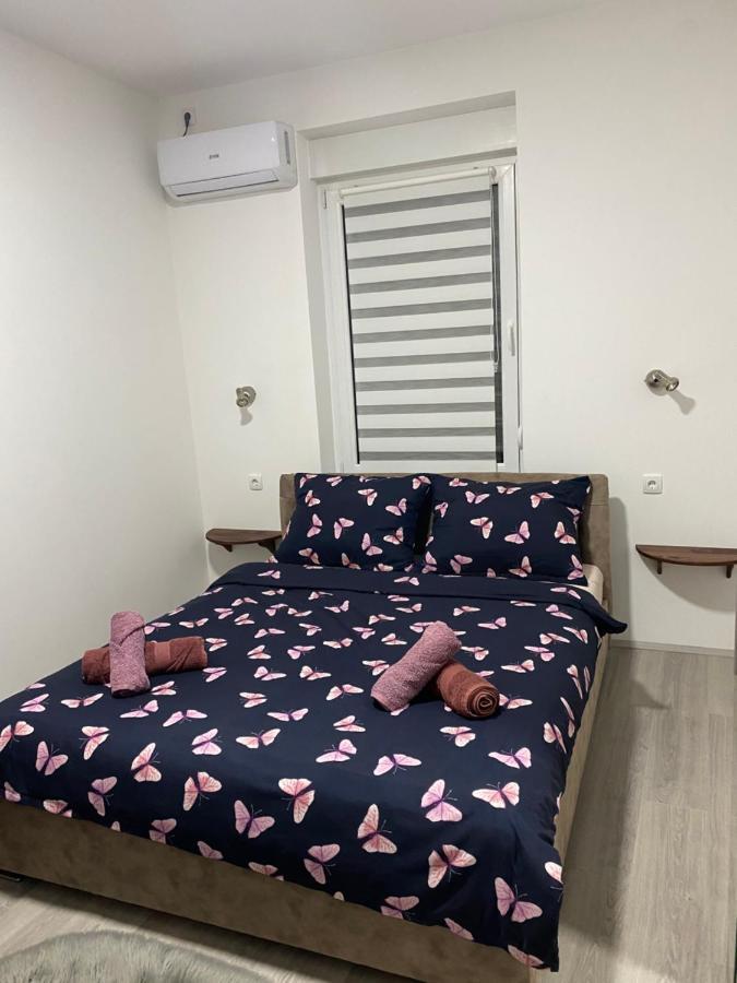Apartamento Lotus House Zrenjanin Exterior foto