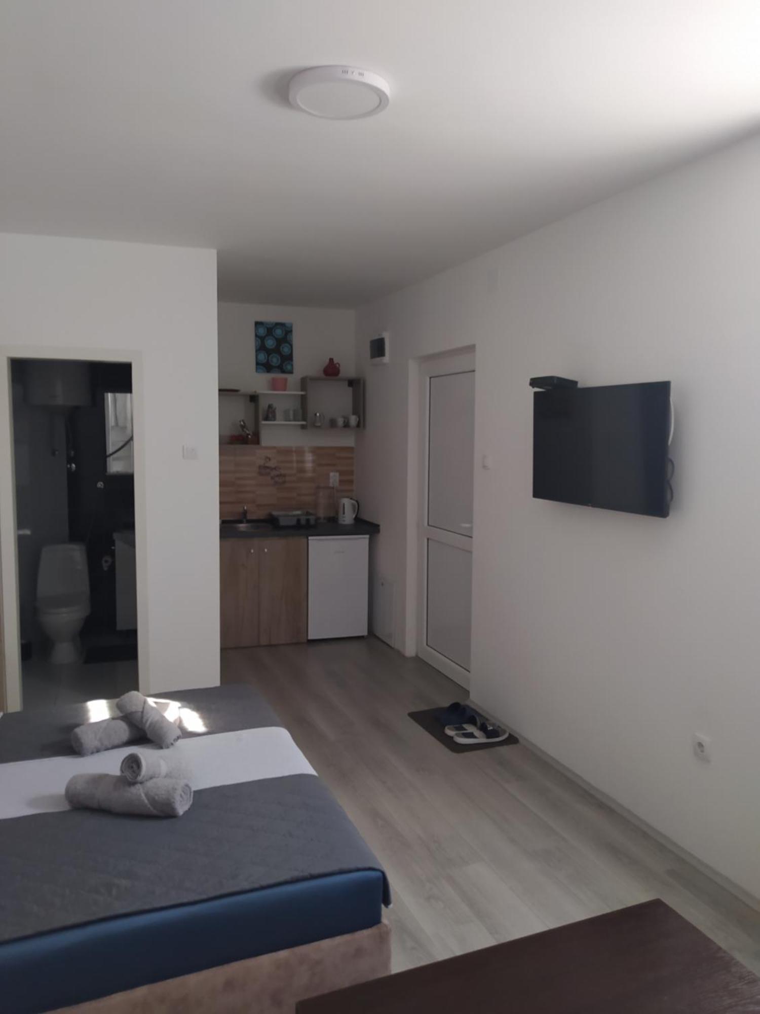 Apartamento Lotus House Zrenjanin Exterior foto