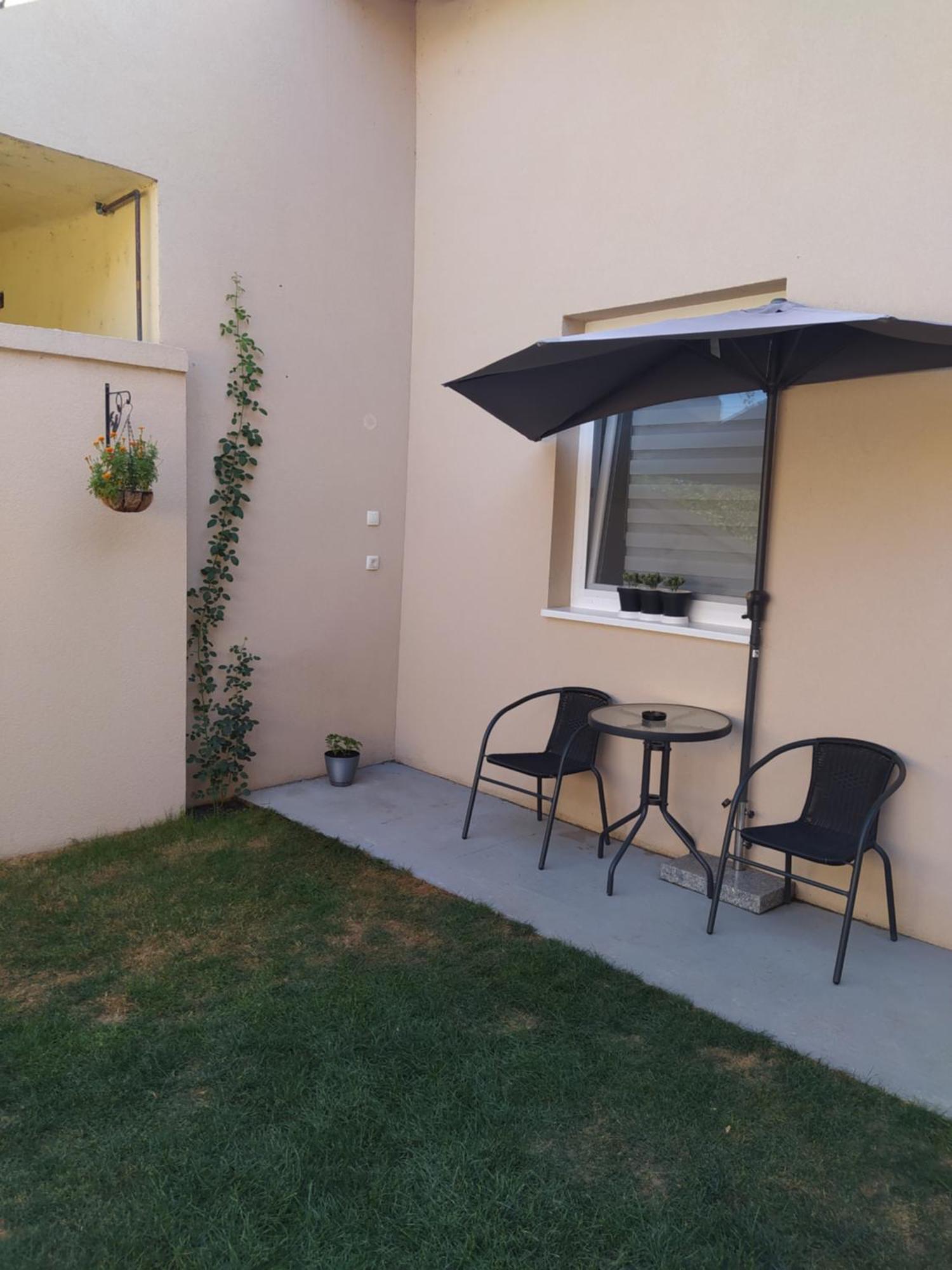 Apartamento Lotus House Zrenjanin Exterior foto